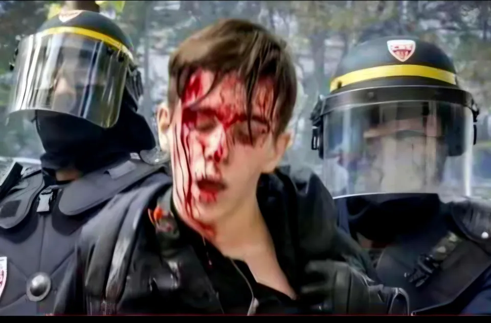 Jeunes des banlieues de France si vous ne vous occupez pas de politique la politique va s’occuper de vous