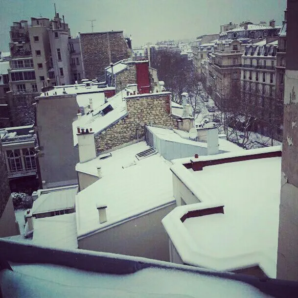 Neige sur Paris et ailleurs