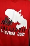 Il porte un tee-shirt du 5 février 2009...on lui refuse l'entrée d'un restaurant en Martinique