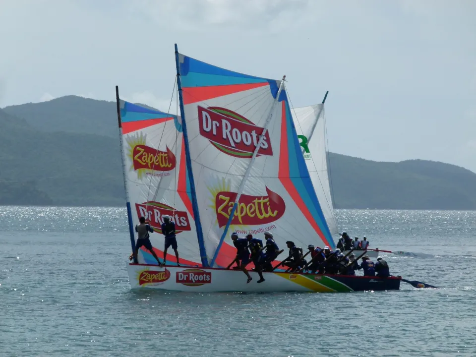 Tour de la #Martinique des yoles 2013 : Aujourd’hui Dr Roots/Zapetti