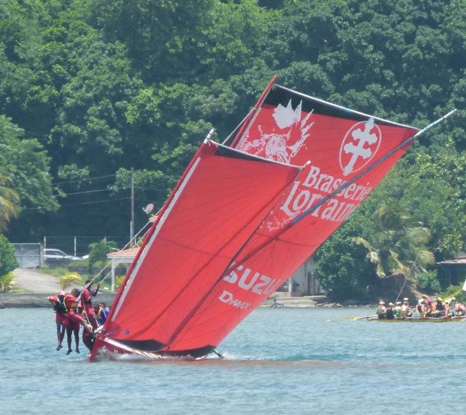 Tour des yoles 2013 : Aujourd’hui Brasserie Lorraine/Isuzu