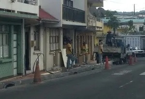 Ça y est...c'est parti...les maires font le trottoir en #Martinique