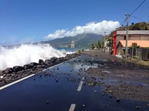 Effets de la #houle au #Carbet en #Martinique