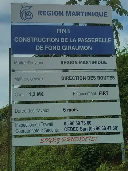 PASSERELLE: LE CHANTIER N'AVANCE PLUS !
