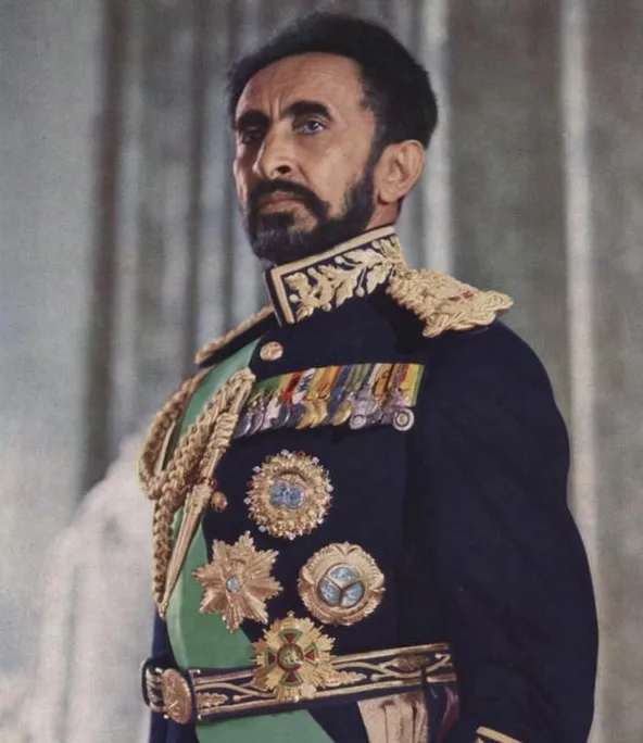 Hail Ras Tafari Makonnen, Hail Hailé Sélassié