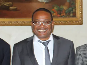 "Il est le premier magistrat de la ville, mais pas le premier pasteur du diocèse"