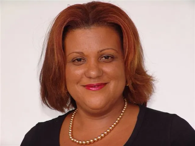 Catherine #Conconne doit-elle présenter ses excuses à l'île de La #Réunion ?