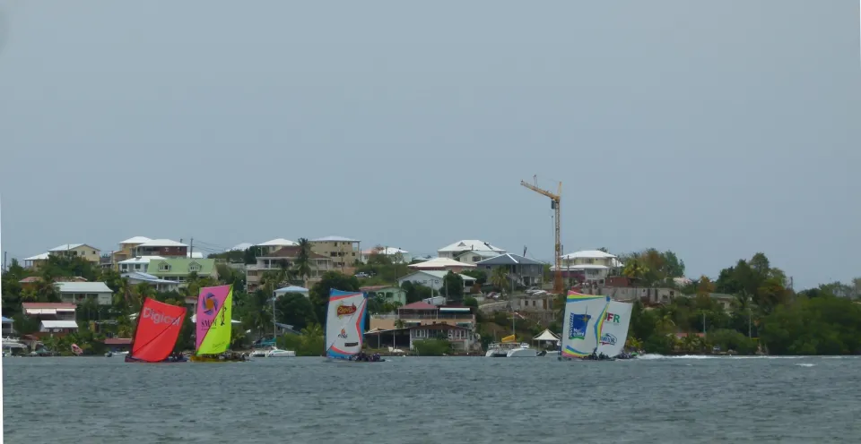 Festival Yole Martinique à Sainte-Anne aujourd’hui
