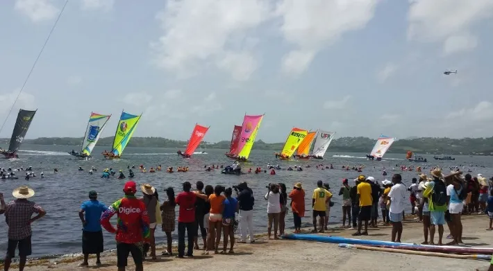 Tour des yoles rondes de la Martinique 2015: c'est parti