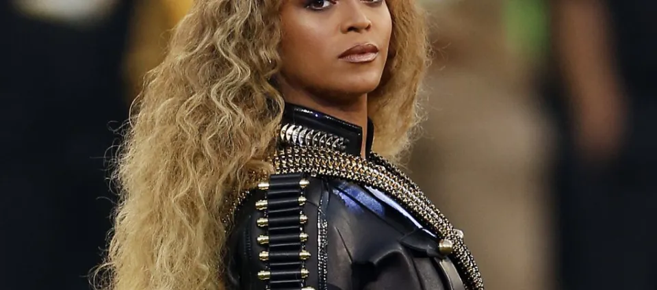 Aux États- Unis ils ont Beyoncé...en Martinique on a...Alexandra