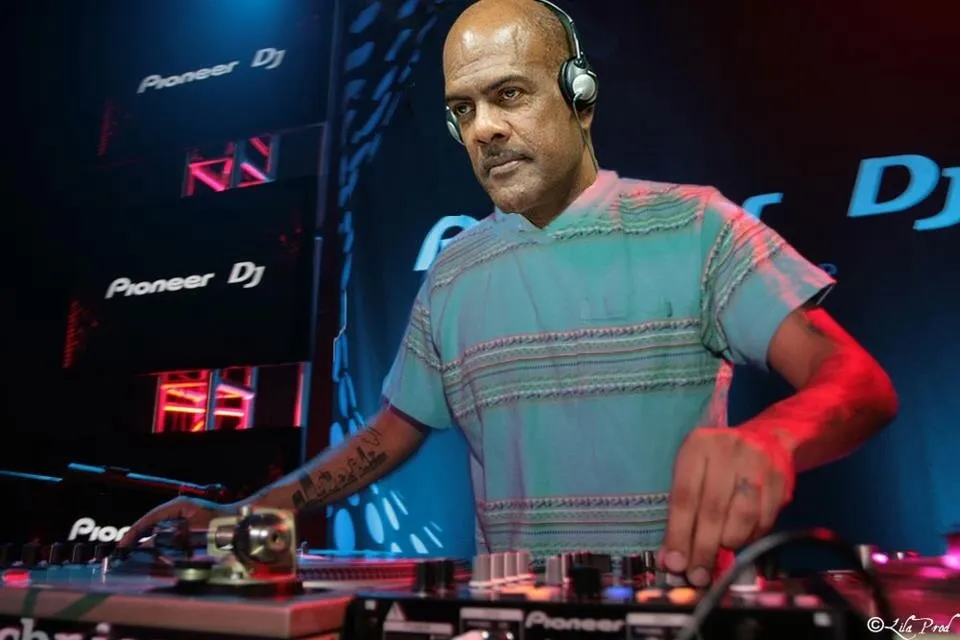 Au secours papa blanc...mixe pour moi