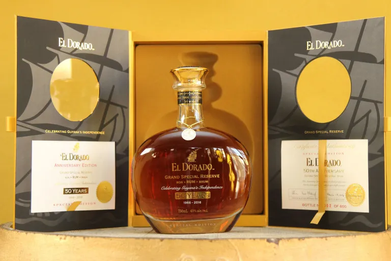 Une bouteille de rhum à 500.000$