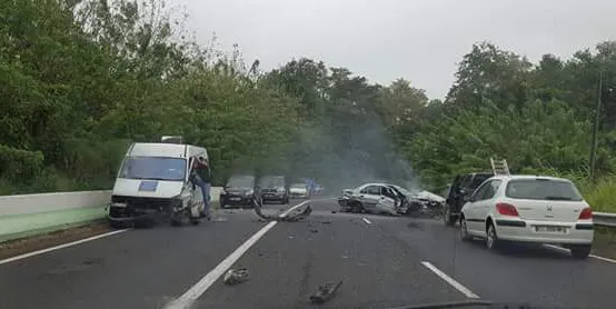Accident de la route au quartier Derrière Morne à Sainte -Marie en Martinique