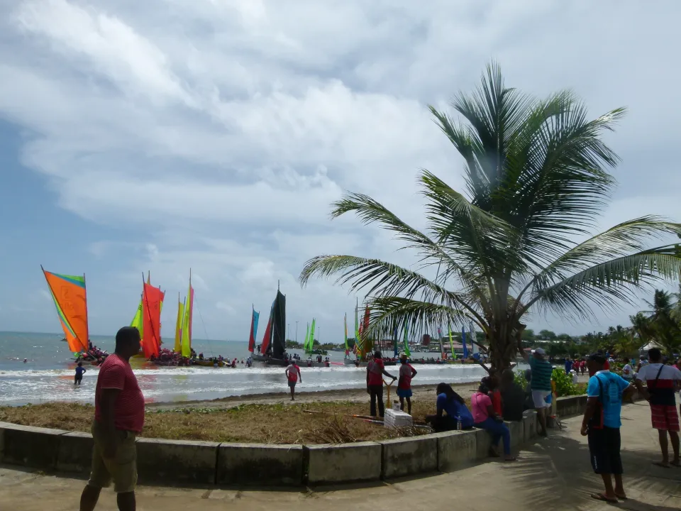 Le Tour  de Martinique des Yoles-rondes... on débat !