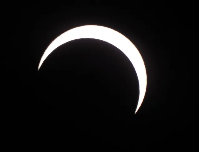 Éclipse annulaire à l'île de La Réunion