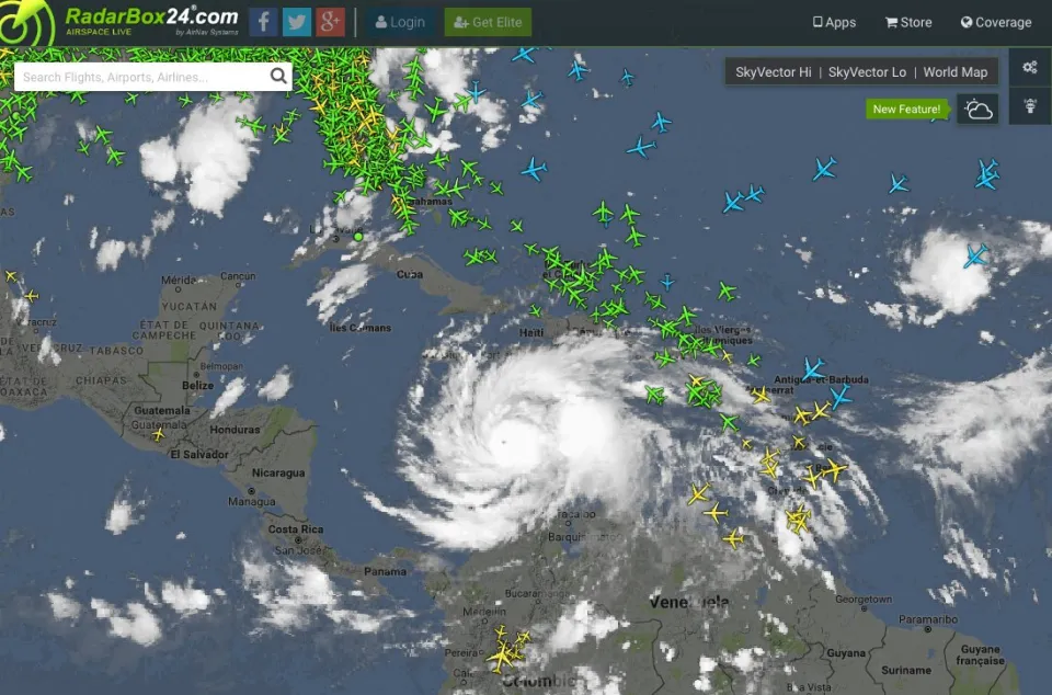 Matthew fait la loi dans le ciel de la Caraïbe