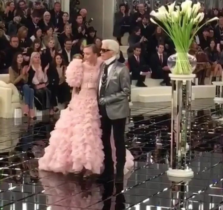 Fashion week Paris défilé Chanel