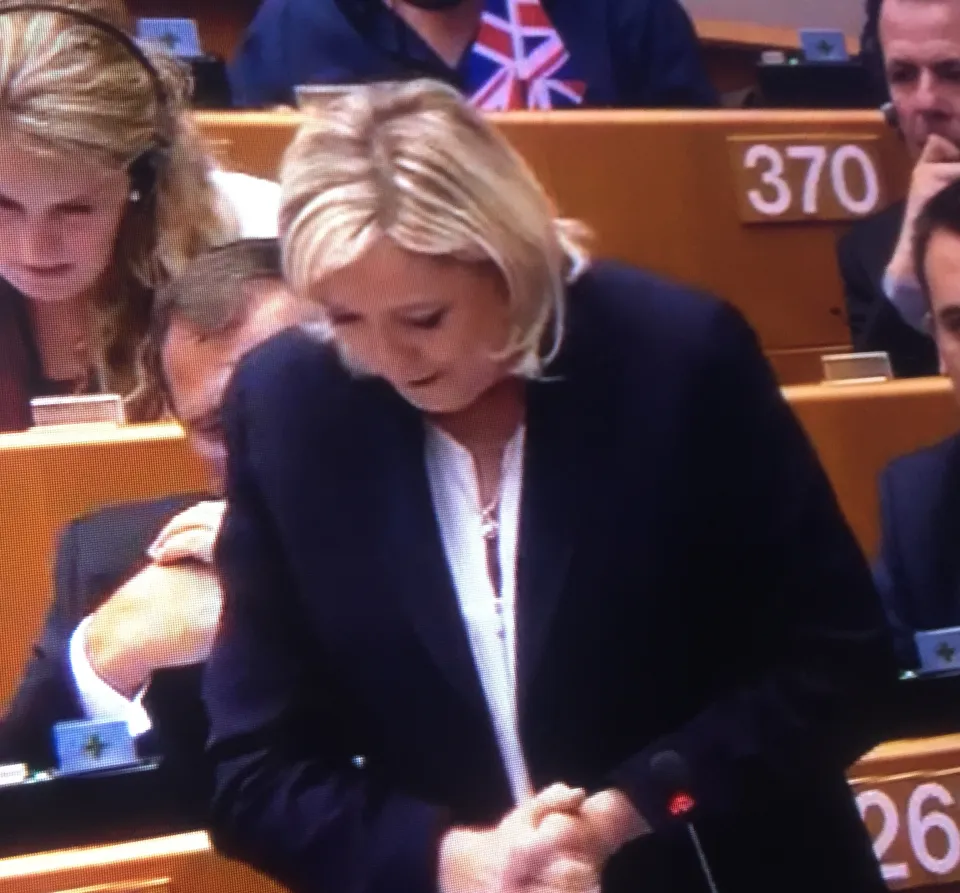 Marinegate: FN  vs OLAF Marine Le Pen veut porter plainte contre l’Office européen de lutte antifraude (Olaf).