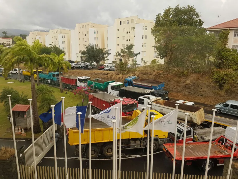 L'image du jour 15/02/17 Grève - Collectivité Territoriale de Martinique