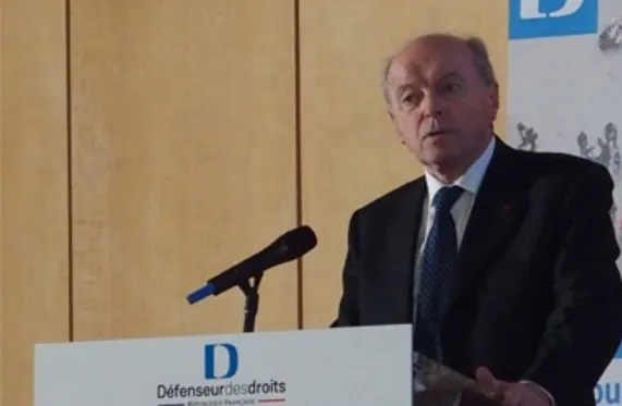 #Jacques Toubon, #DDD, sur l'affaire #Théo : «Nous ne sommes pas en face d'un fait divers»
