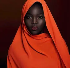 Nyakim Gatwech : "Va prendre une douche, tu es sale, souris, histoire qu’on puisse te voir"