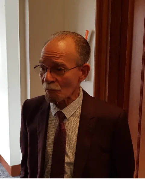 Alfred...boug mwen...toi tu vas avoir des problèmes