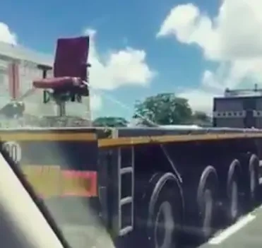 Convoi exceptionnel en Martinique