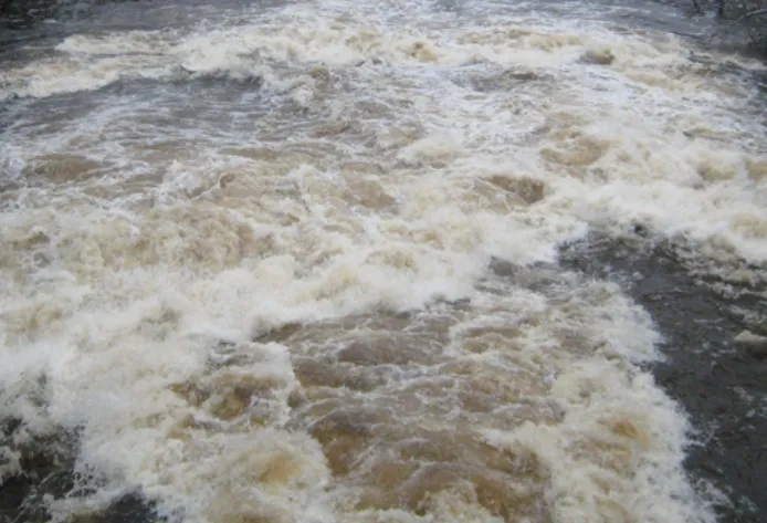 Brusque montée des eaux à Grand-Rivière en Martinique