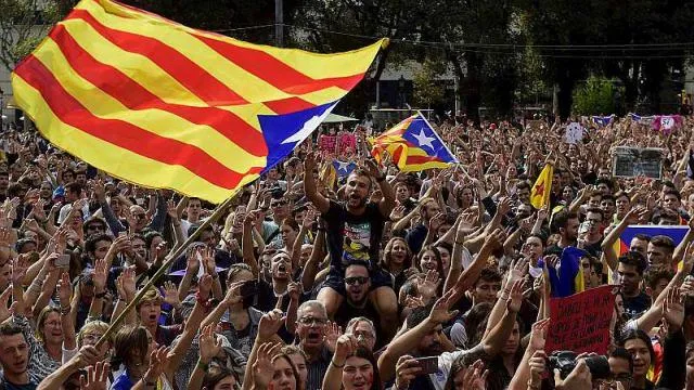 La Catalogne déclare son indépendance