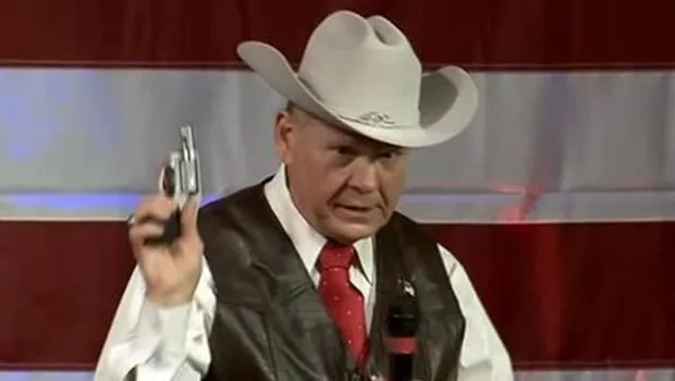 USA : L'Alabama va-t-il réélire un sénateur, juste pédophile et raciste (sinon c'est un bon gars)