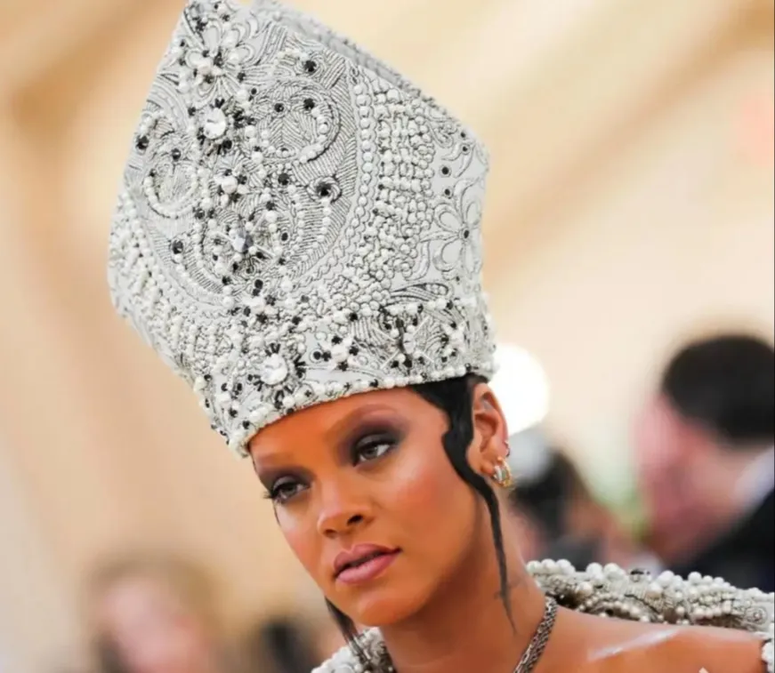 Oh mon Dieu, oh my God, oh ma Diana, oh Djee Zeus, oh Rihanna...ce n'est pape possible 😳😜🤣