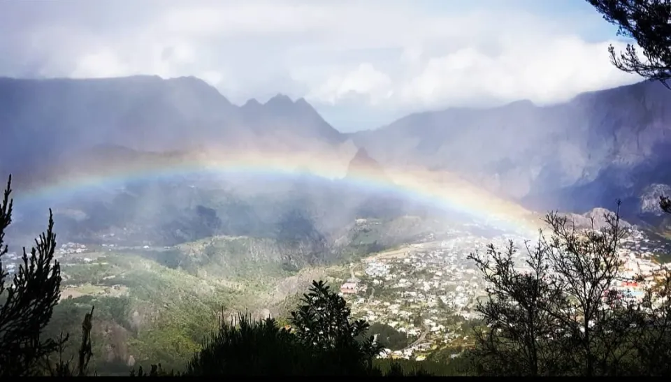 L'image du jour 21/07/18 Île de La Réunion- Cilaos - Arc-en-ciel - Rainbow-