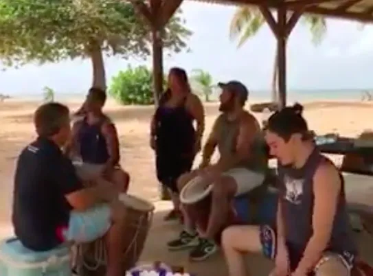 La Guadeloupe, son identité, sa culture, ses traditions, ses joueurs de gwo ka...