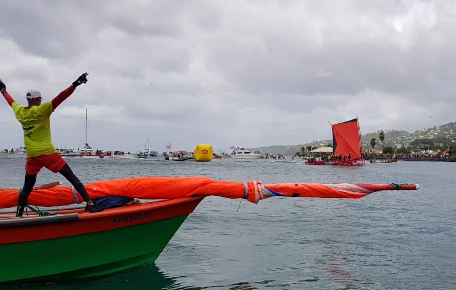 Tour de la Martinique des yoles rondes 2018 : Brasserie Lorraine / Sara se libère à Schoelcher (actualisé)