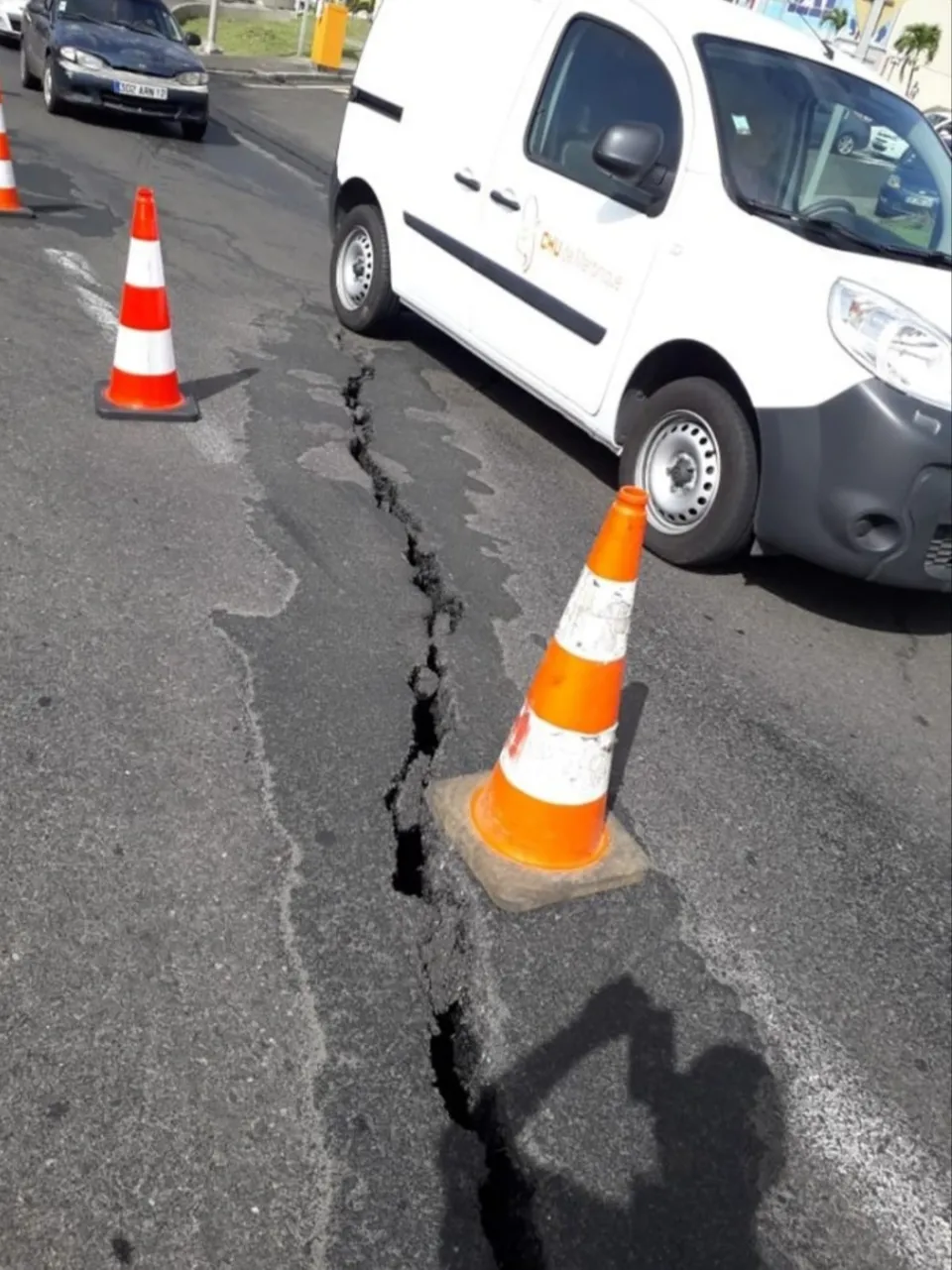 MARTINIQUE : DESORDRES AU NIVEAU DE L’ECHANGEUR DE LA POINTE DES SABLES ...LA SITUATION S’EST AGGRAVEE !