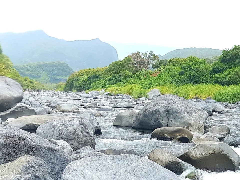 Images de l’île de La Réunion – La rivière du mât  – (photos/vidéos)