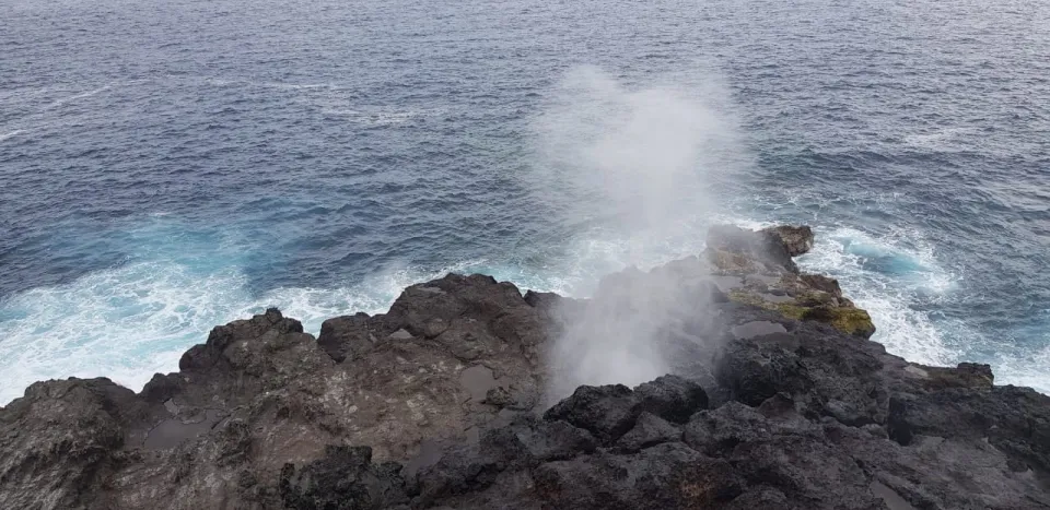 Images de l’île de La Réunion – Souffleur à Saint-Leu  (photos / vidéo)