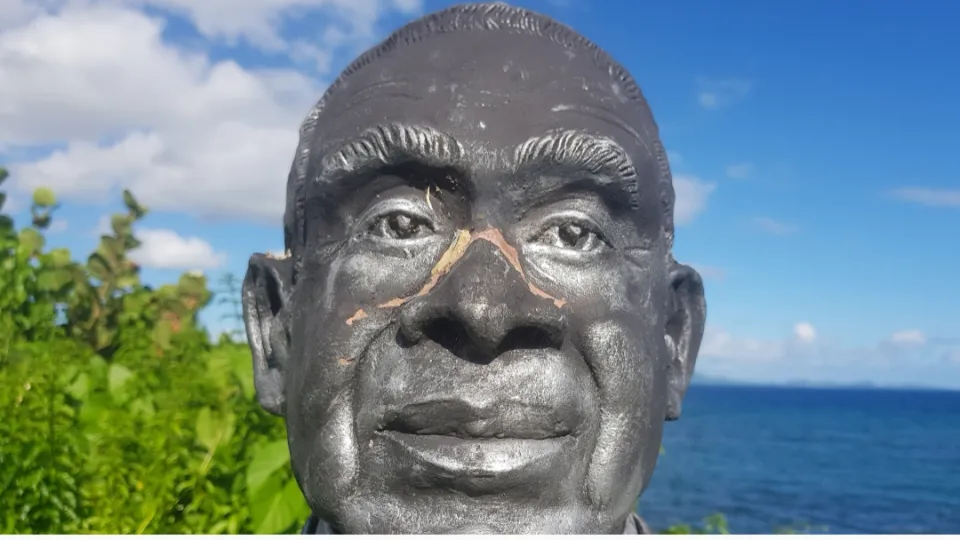Martinique : qui a volé la paire de lunettes de Aimé Césaire ?