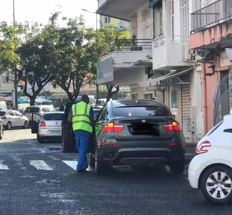 Gilet Jaune en... Martinique. 😳😳😳