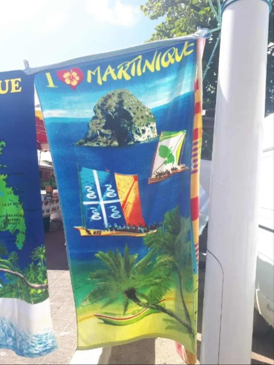 La Martinique entre drap de bain...drapeau...et manque de peau