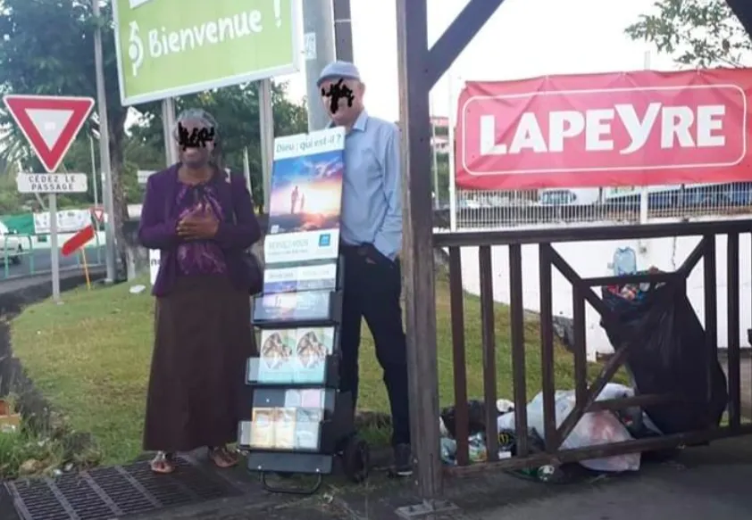 L'image du jour - 12/03/19 - Lapeyre il n'y a pas deux -