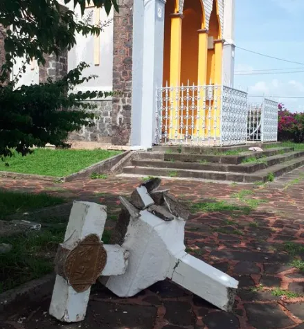 Quand La Croix du calvaire ne voit plus la vie en rose à Fort-de-France en Martinique