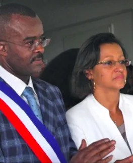 Guadeloupe : Ary Chalus ça sent fort la rime en...us