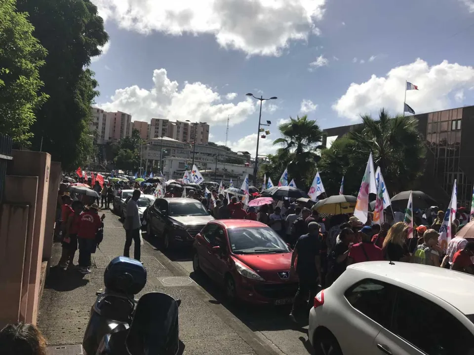 Manifestation du 5 décembre. Fort-de-France. Vidéo+photos