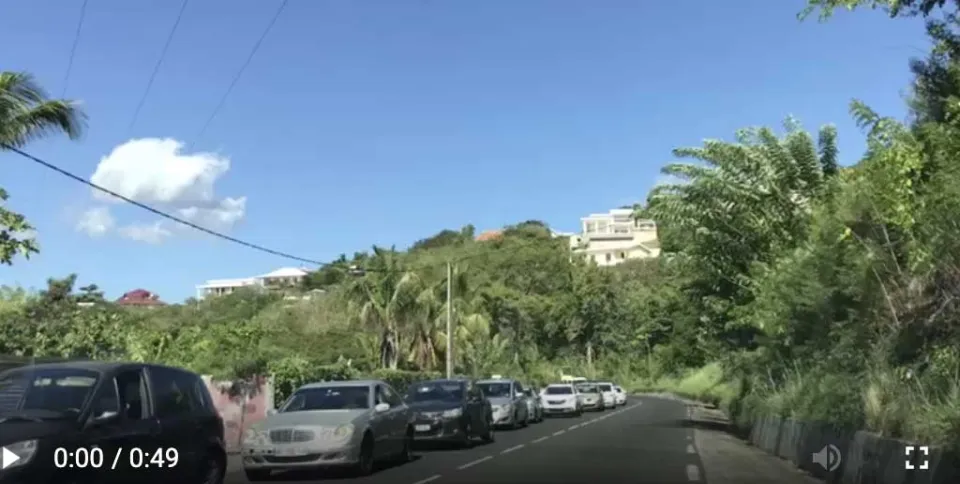 Embouteillage monstre en Martinique. (vidéo)