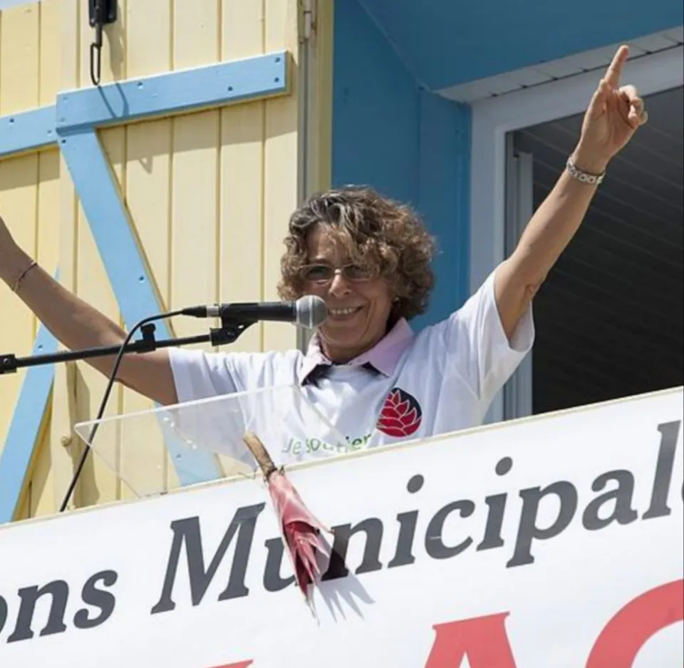 Municipales 2020 en Martinique : Élisabeth Landi tombe du balcon foyalais