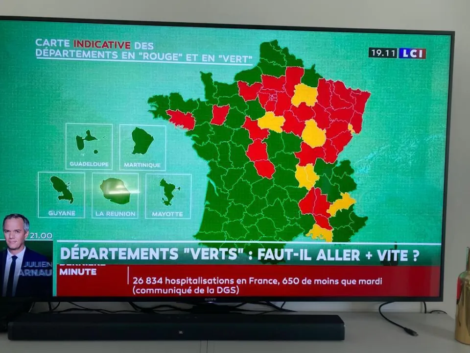 🎵🎵🎶🎶Et ça continue encore et encore c'est que le début d'accord d'accord...🎶🎶🎶🎵🎵