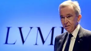 LVMH fait monter son cours de bourse, grâce à l'argent de l'argent public. Profiteur de guerre.