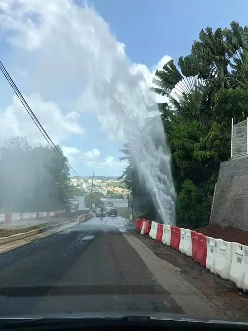 Odyssi inaugure un jet d'eau géant non loin de son siège en Martinique