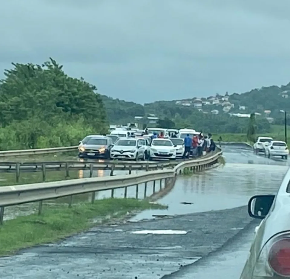 Martinique : on a retrouvé la TROISIÈME VOIE chère à Serge Letchimy.
